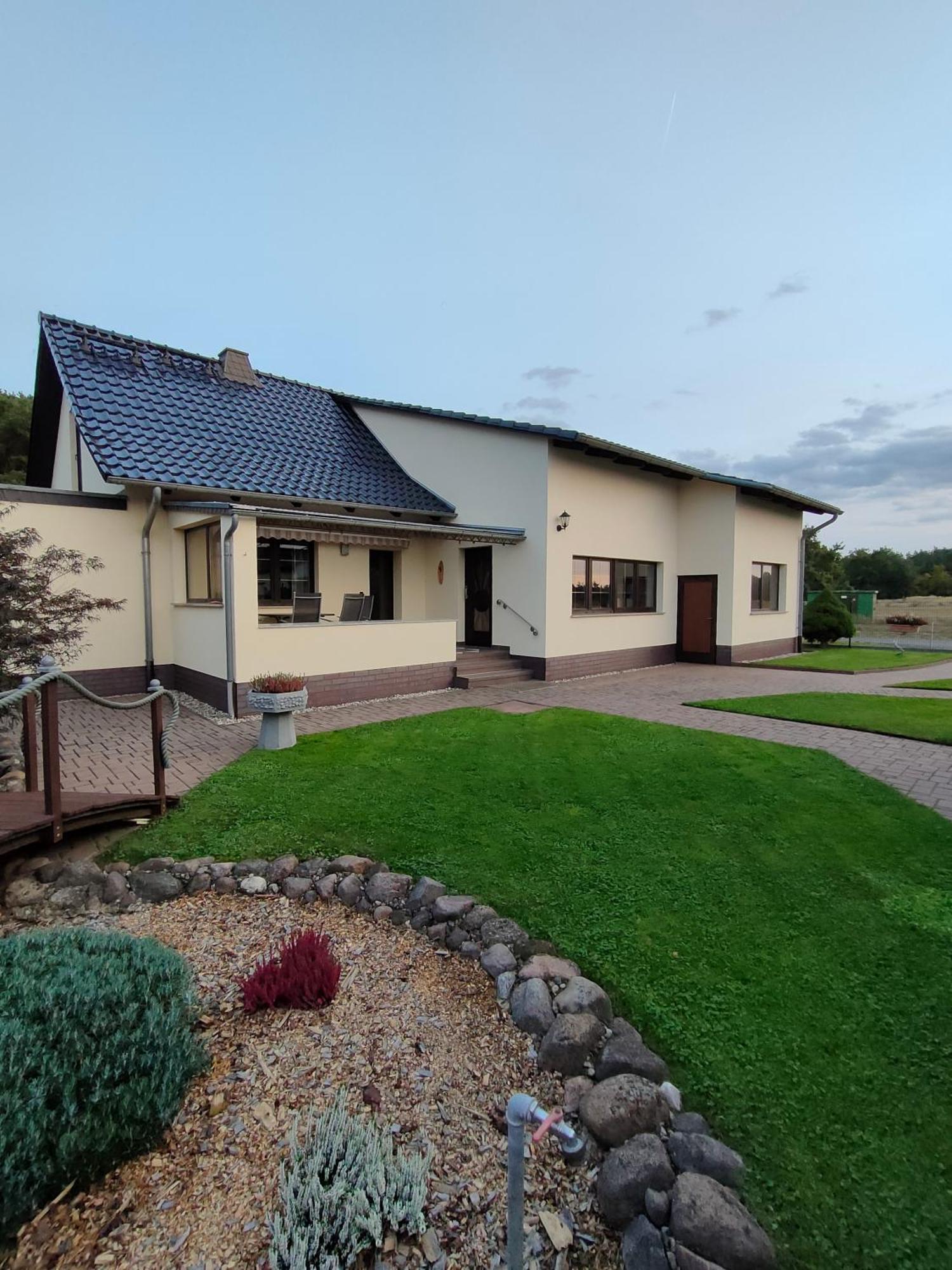 Vila Haus Am Waldrand Vetschau Exteriér fotografie